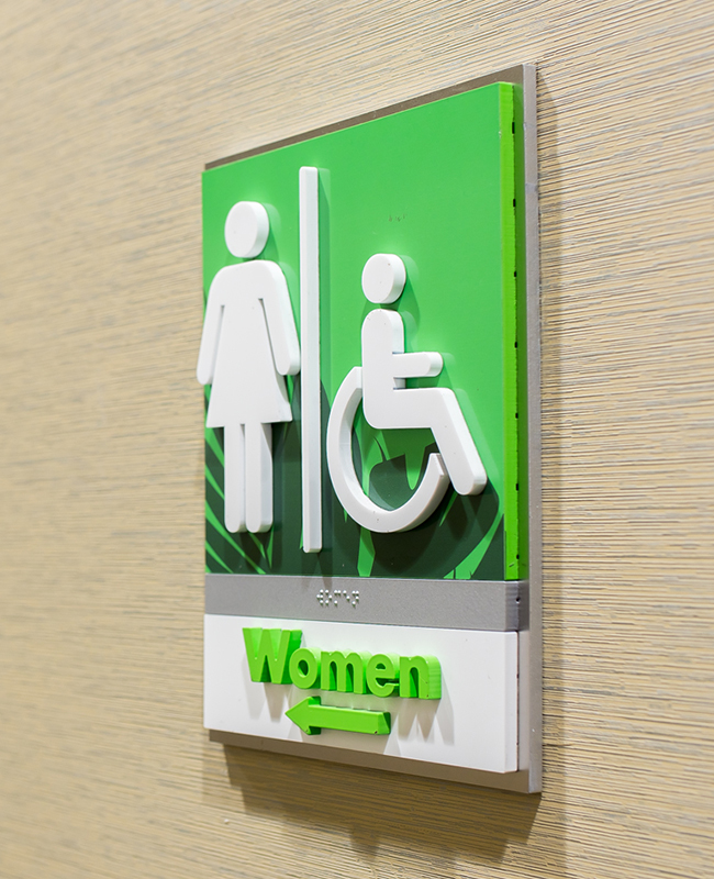 12-ClubRegentSignage