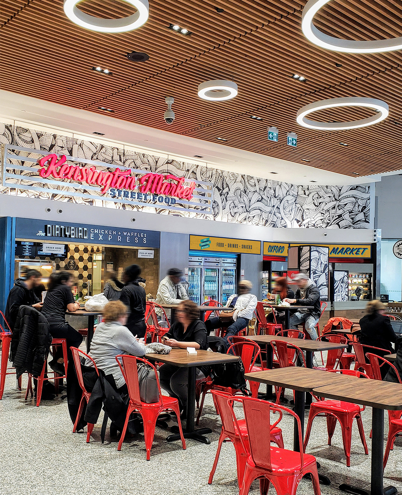 05-YYZ-SSPKensingtonStreetFood_650x800@2x